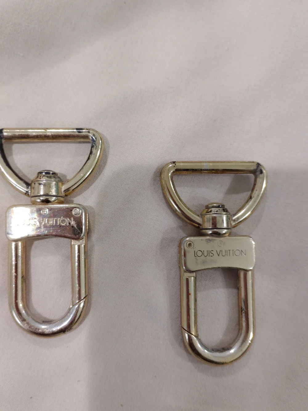 Louis Vuitton Gold Hardware Swivel Clip Set